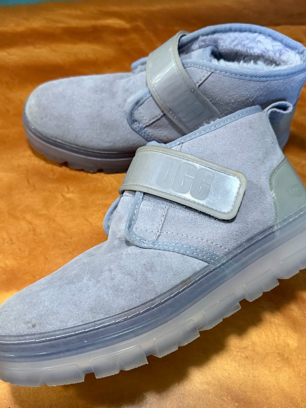 UGG Neumal Clear Suede short BootsJune Gloom lavendar Size US 9